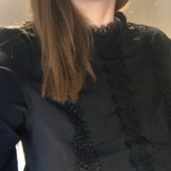 Lace Keyhole Back Blouse black - Picture 8 of 8